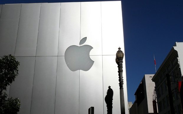 Προς το 1 τρισεκατομμύριο οδεύει η αξία της Apple