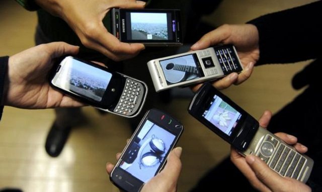 Στα 5,2 δισ. οι χρήστες κινητών συσκευών