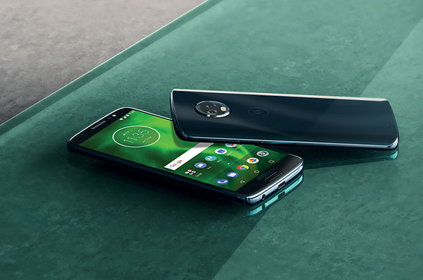 Moto-G6-D.jpg