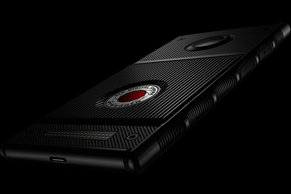 red_hydrogen_one_titanium_delay.jpg