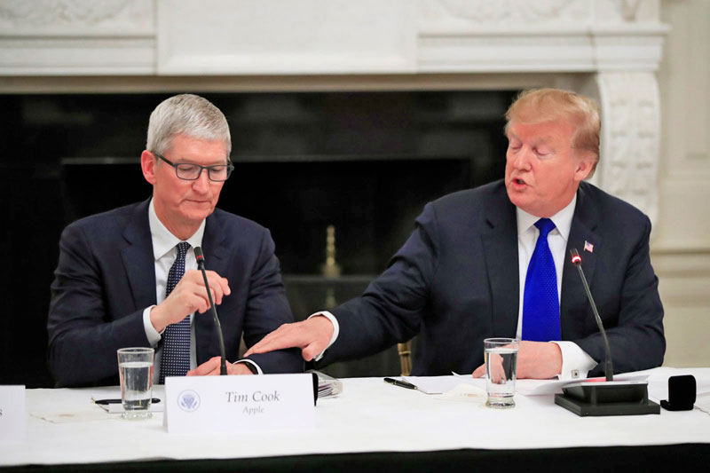 tim_cook_tim_apple.jpg