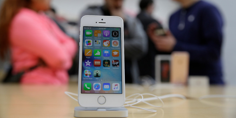 iphone-se.jpg