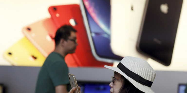 apple-iphone-ginaika-xazevei-kinito.jpg