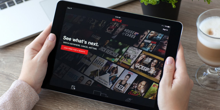 tablet-freddo-netflix.jpg