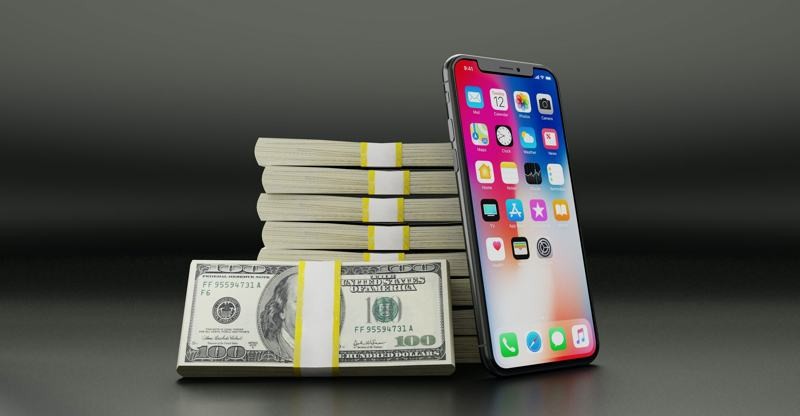 iphone-money.jpg