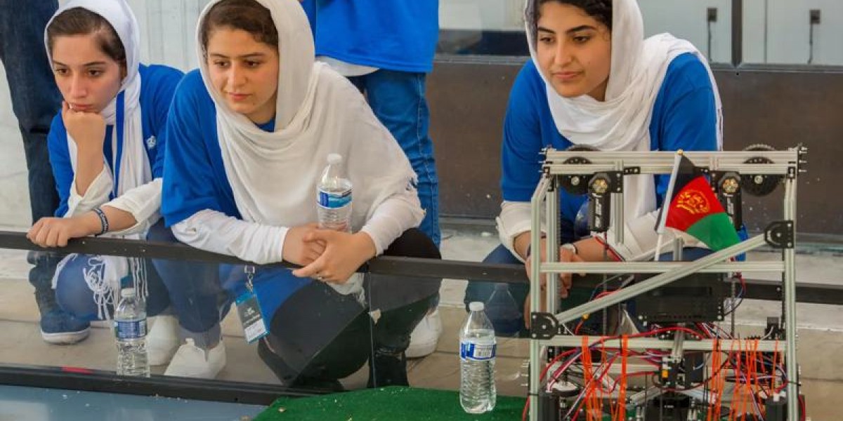 aghan-robotics-women.jpg