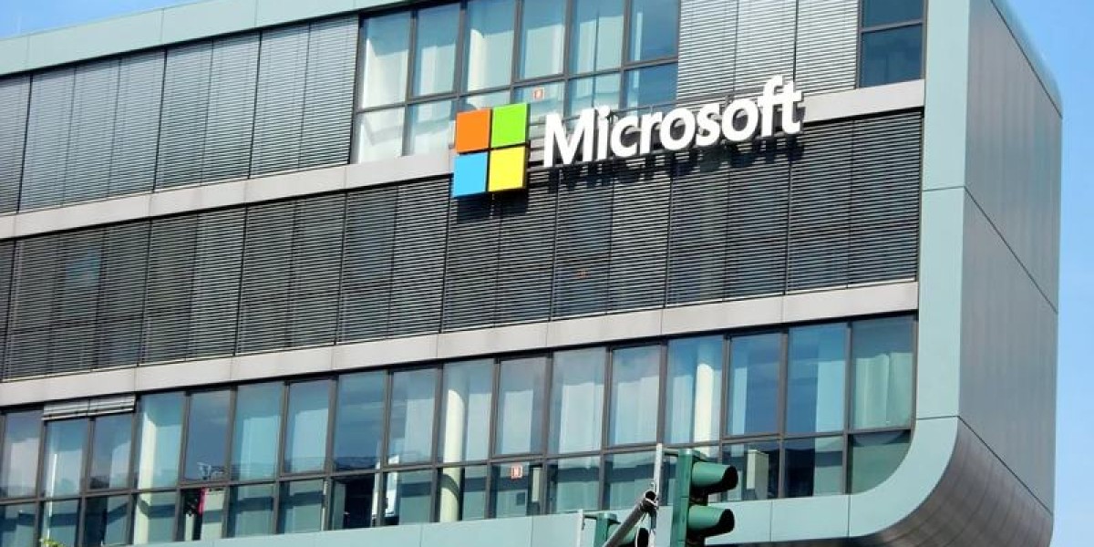 microsoft-halts-russia.jpg