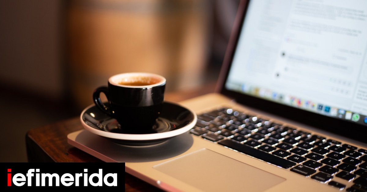 laptop-kafes-social-media.jpg