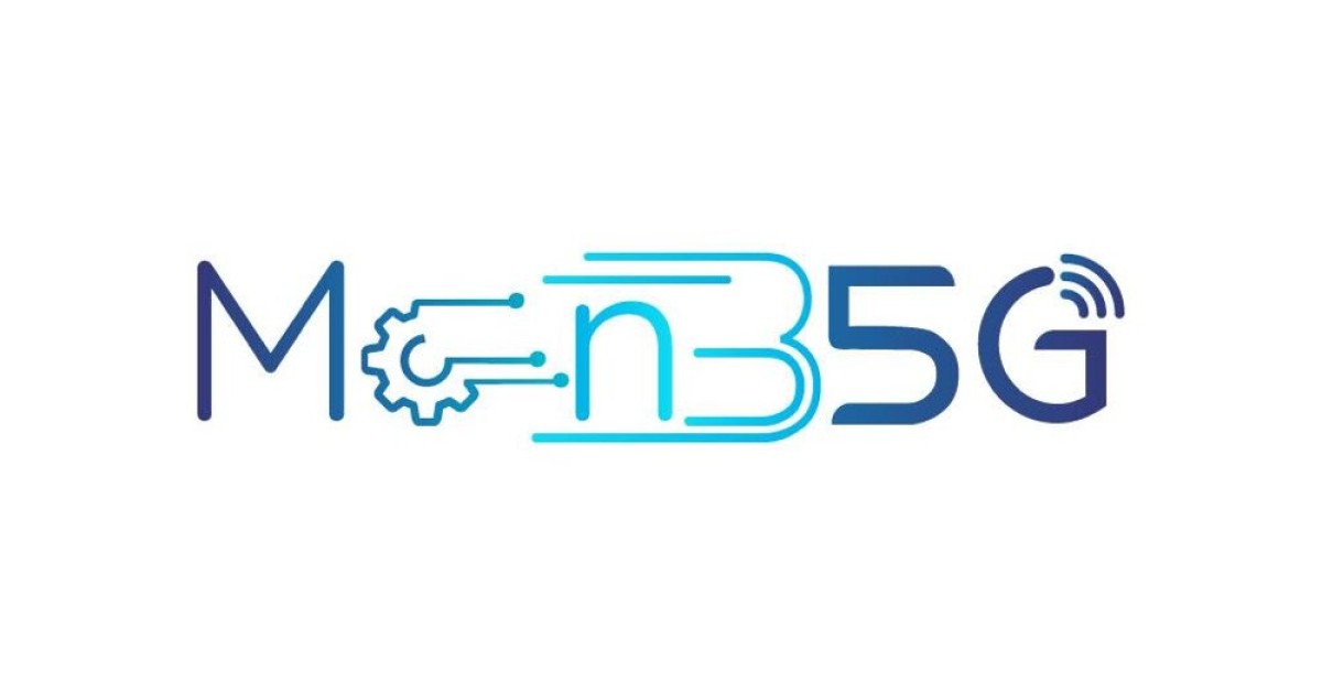 monb5g.jpg