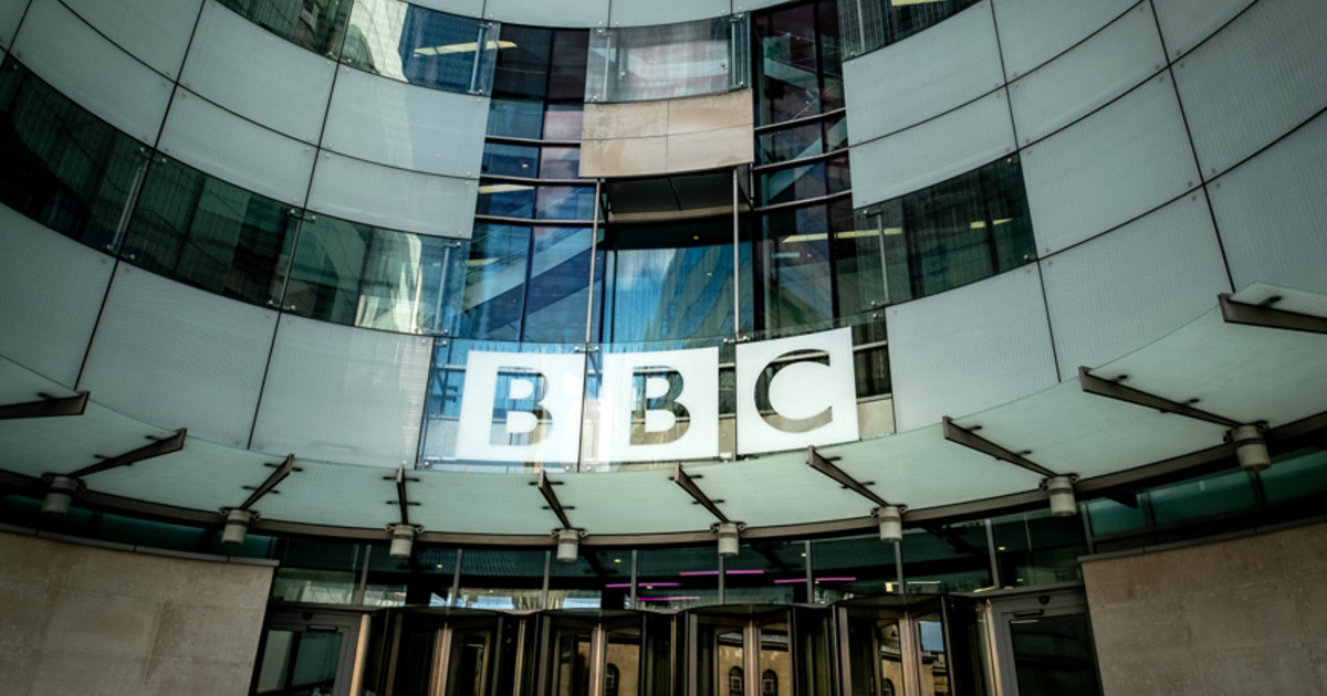 Το BBC εξετάζει την κατασκευή δικού του μοντέλου Τεχνητής Νοημοσύνης