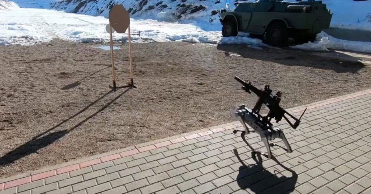 onyx-armed-robot-dog.jpg