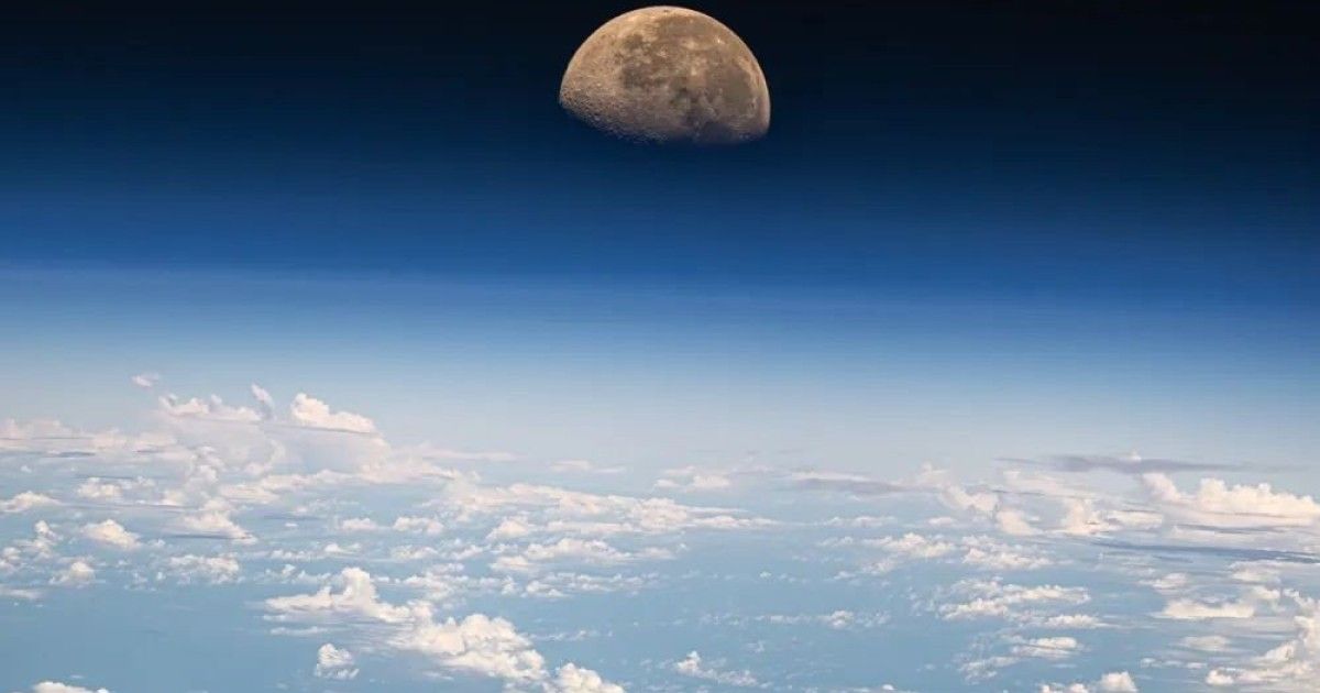 matthew-dominick-moon-setting-photo-iss.jpg