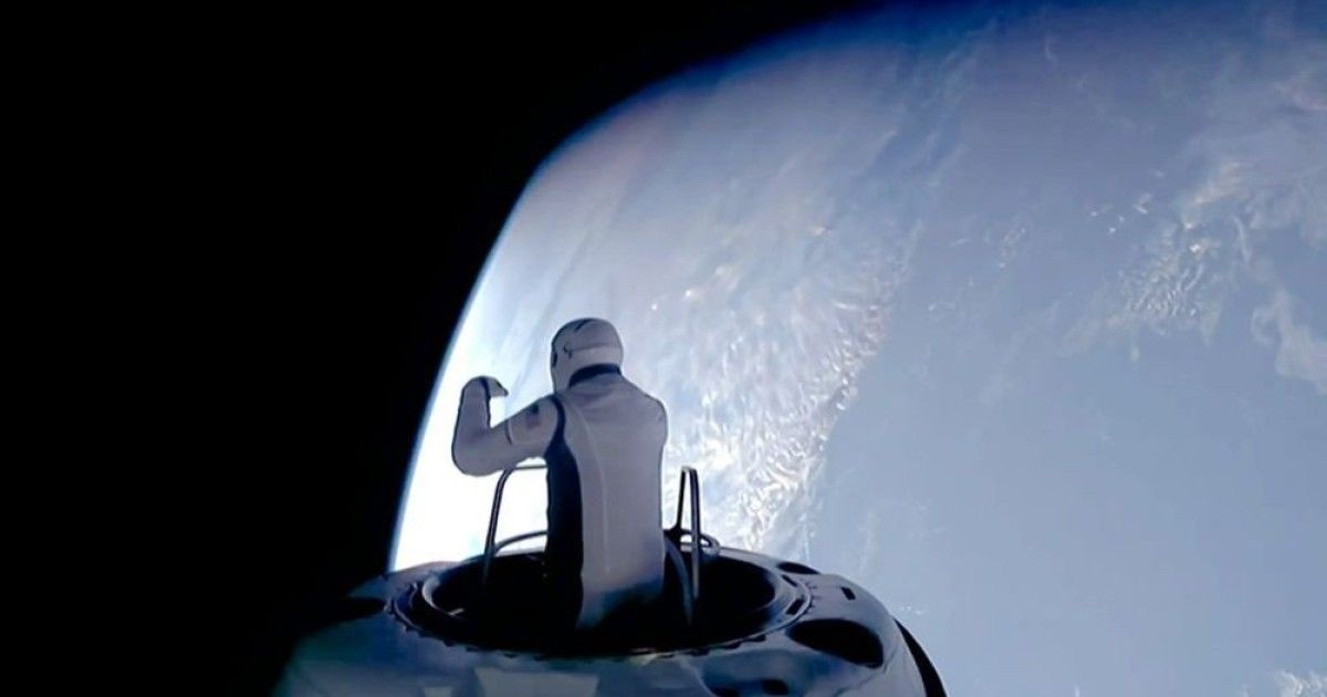 polaris-dawn-spacewalk.jpg