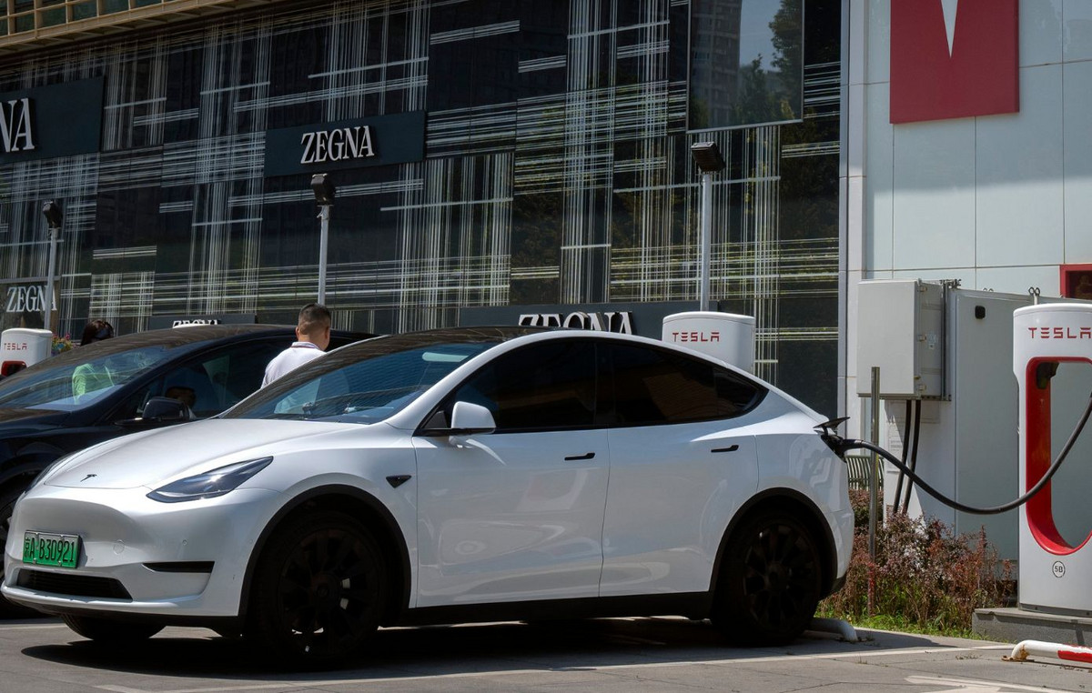 Η Tesla καταγράφει ρεκόρ πωλήσεων στην Κίνα το 2024