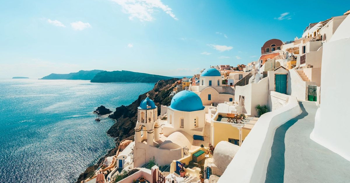 santorini.jpg