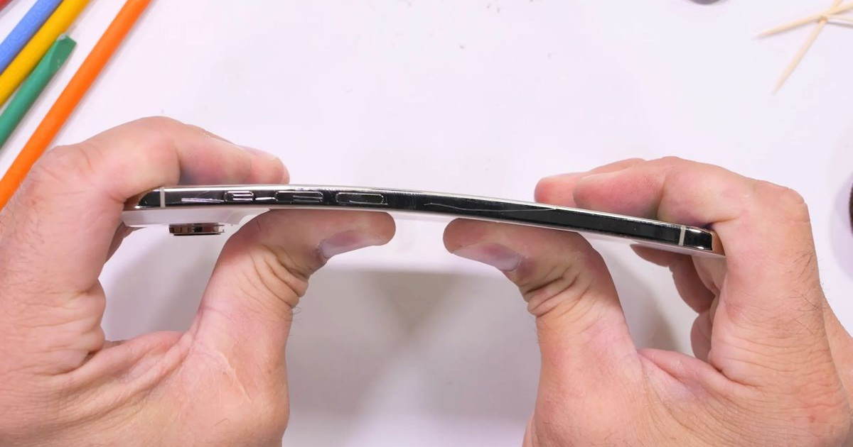 iphone-air-will-it-bend.jpg