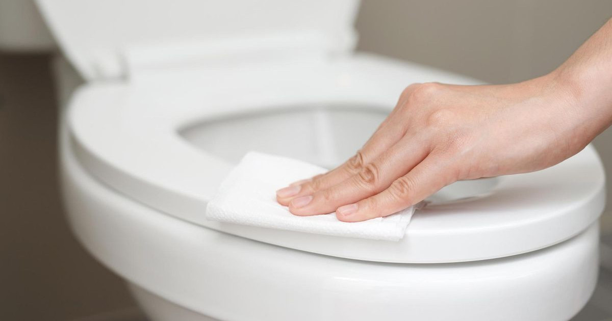 public-toilet-is-it-safe.jpg