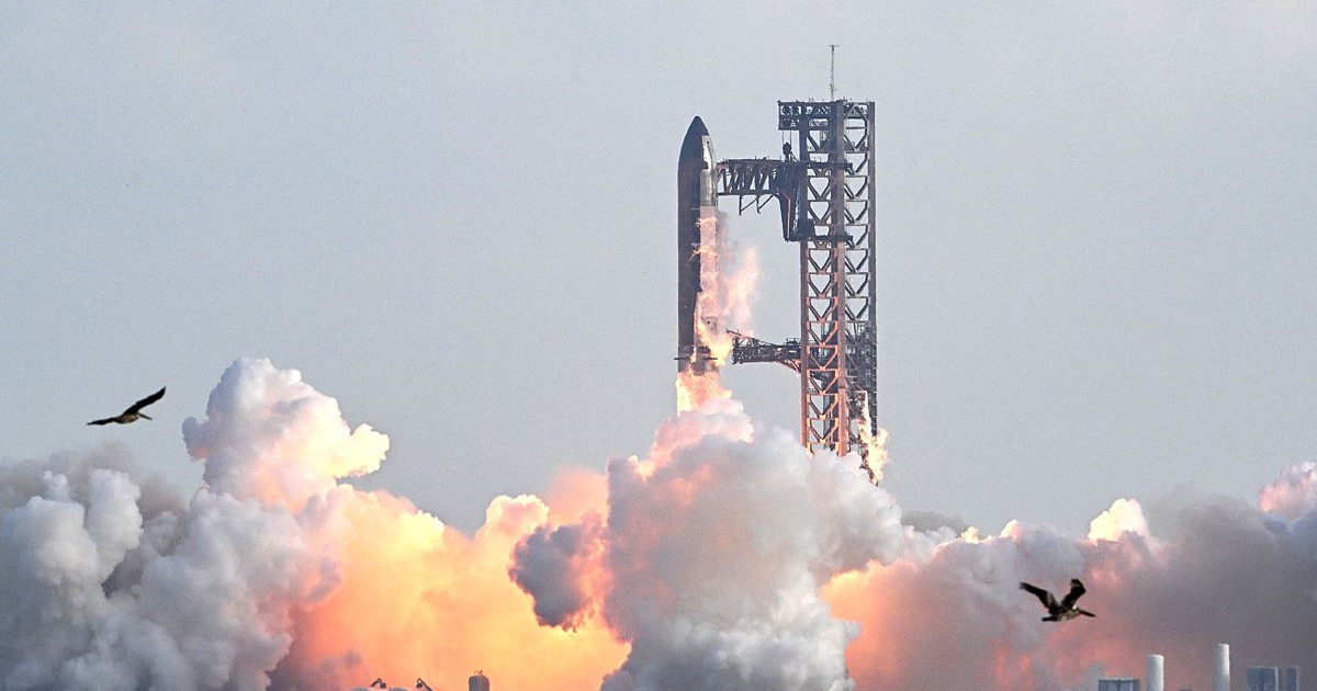 plume-research-space-rocket.jpg