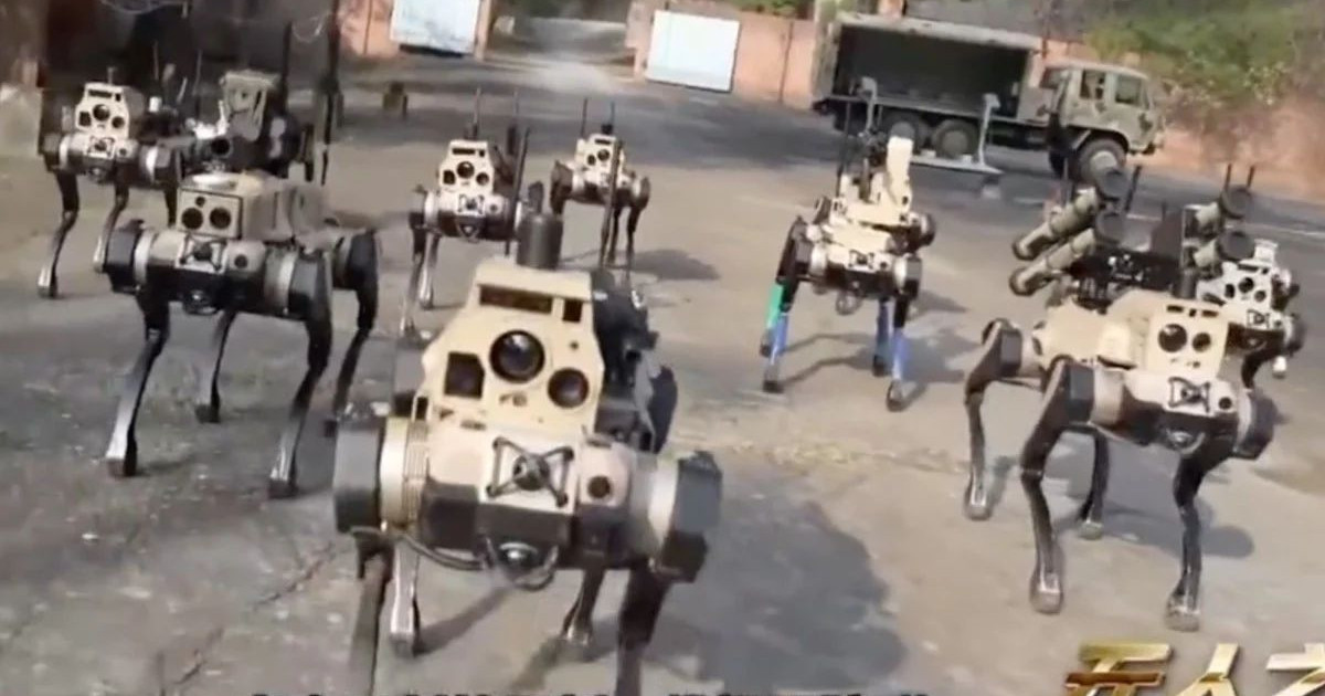 china-wolf-pack-robodogs.jpg