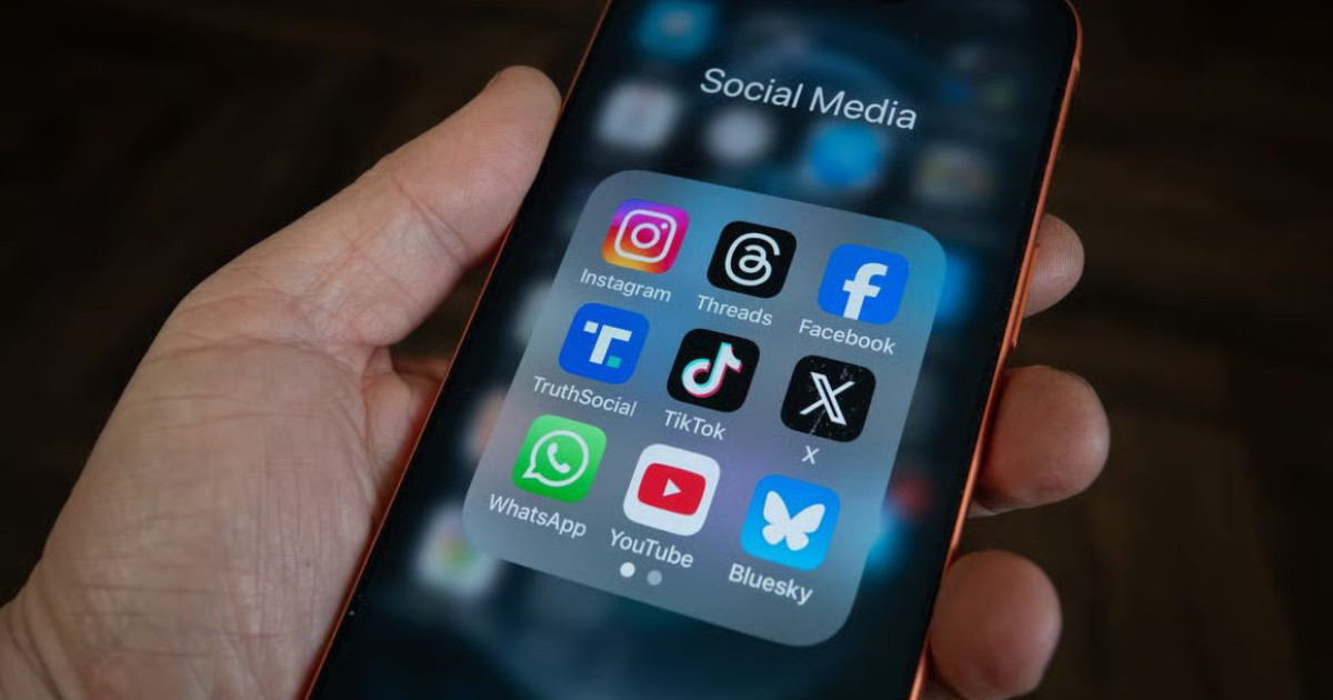 social-media-ban-estonia.jpg