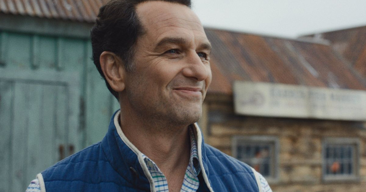 widows-bay-matthew-rhys.jpg