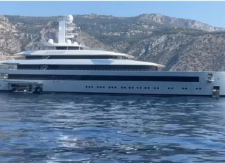 To εντυπωσιακό superyacht του ιδρυτή του Whatsapp βρέθηκε στη Βάρκιζα – Ποιός είναι ο Jan Koum