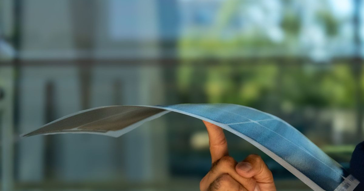 solarwindow-electroflex-1.jpg