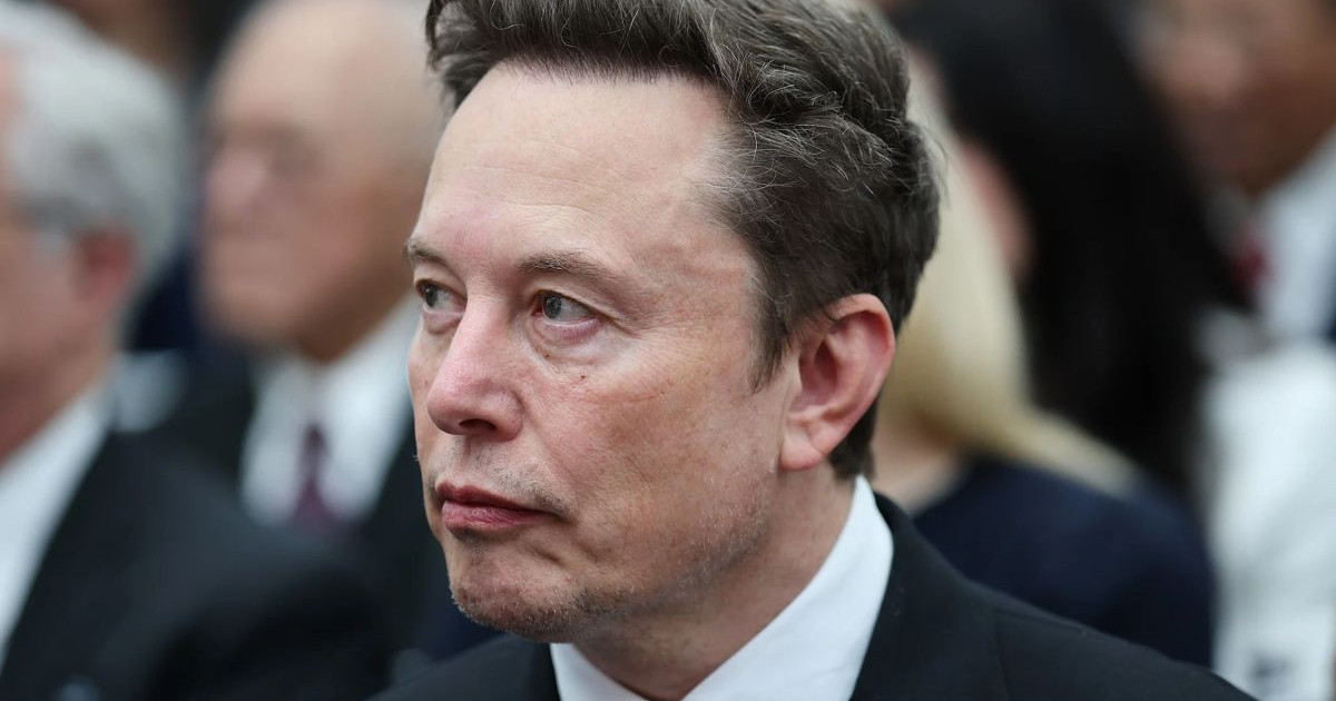 elon-musk-spacex-shares.jpg